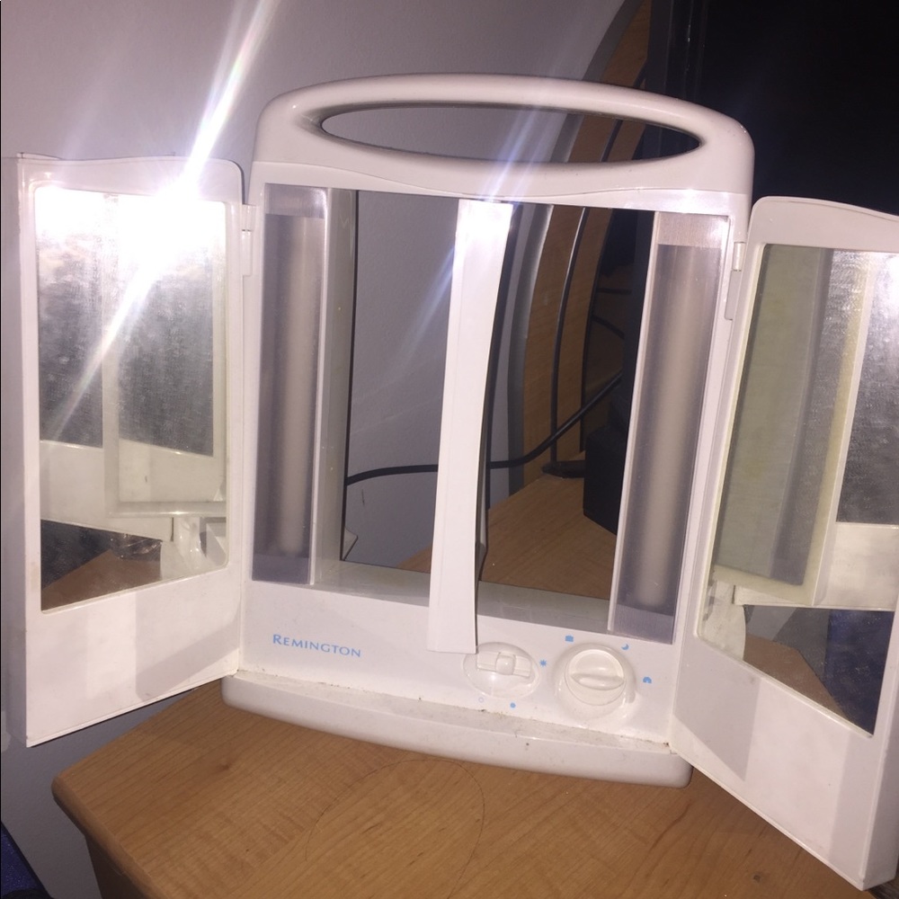Remington LED Mirror